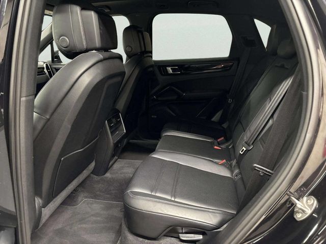 2019 Porsche Cayenne S - 23027361 - 17