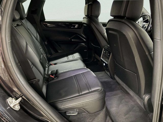 2019 Porsche Cayenne S - 23027361 - 19