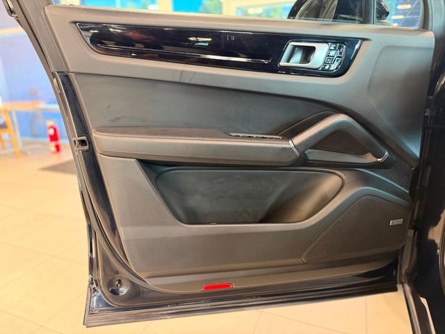 2019 Porsche Cayenne S - 23031487 - 16