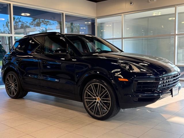 2019 Porsche Cayenne S's photo