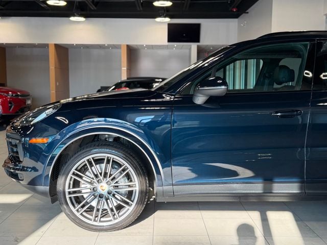 2019 Porsche Cayenne S - 23031487 - 6