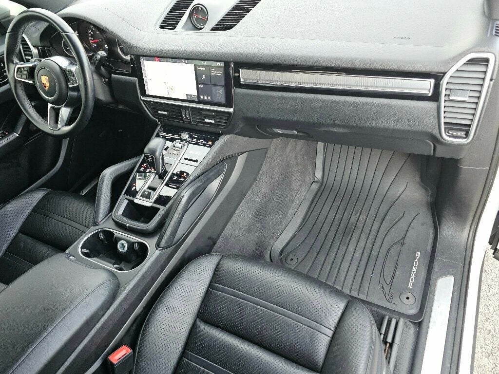 2019 Porsche Cayenne S - 22969923 - 10