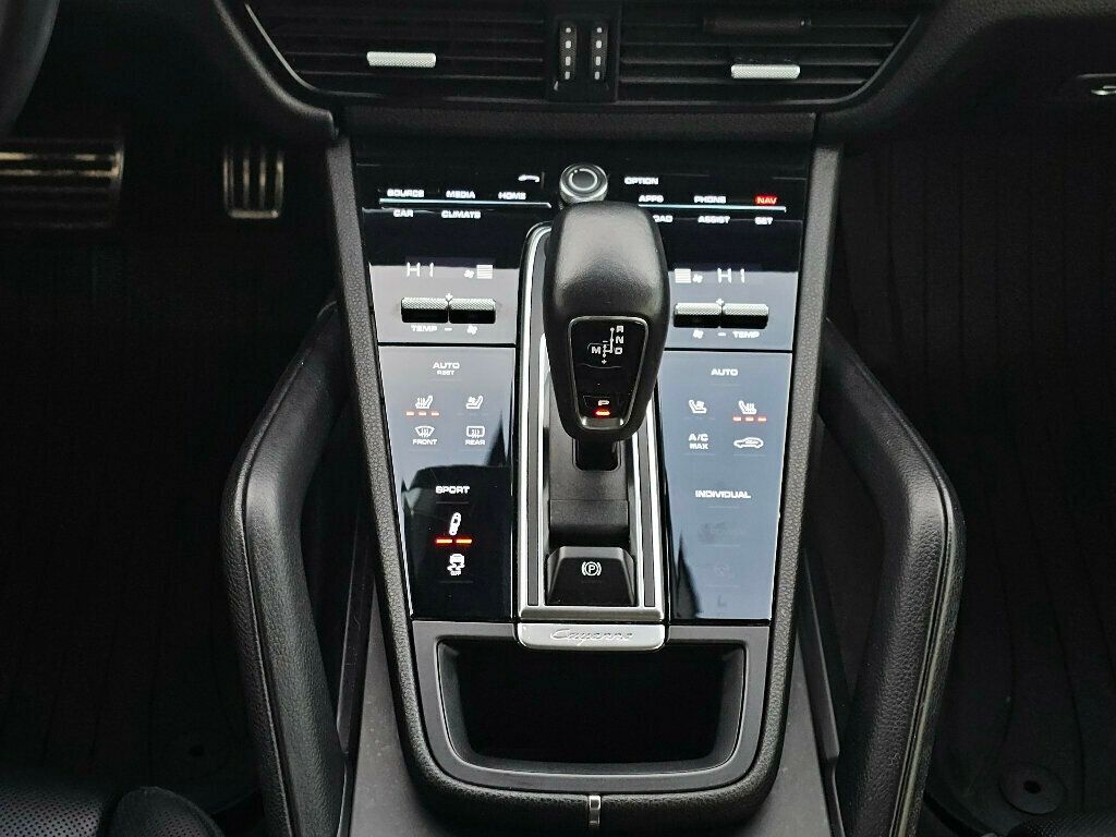 2019 Porsche Cayenne S - 22969923 - 27