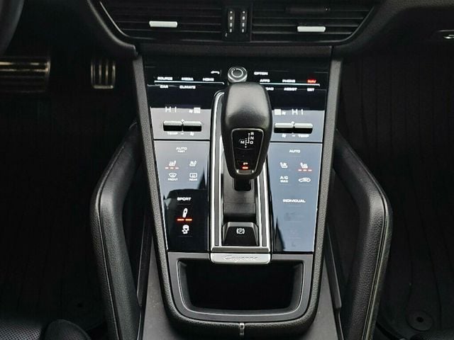 2019 Porsche Cayenne S - 22969923 - 27