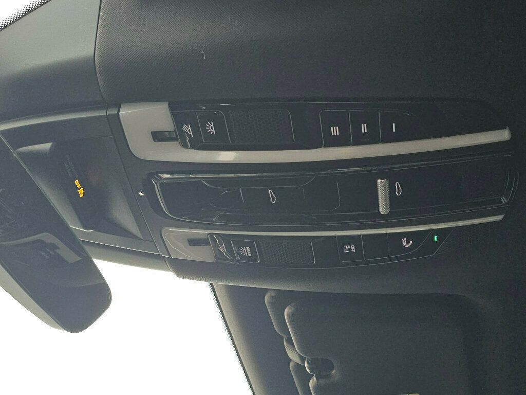 2019 Porsche Cayenne S - 22969923 - 32