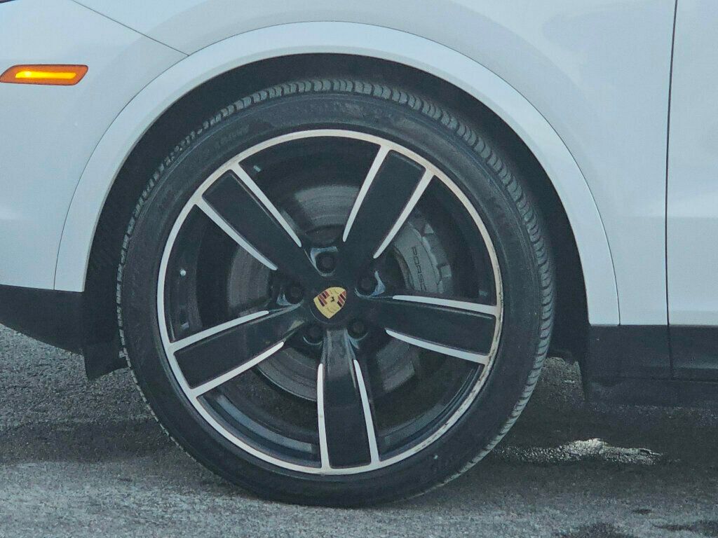 2019 Porsche Cayenne S - 22969923 - 42