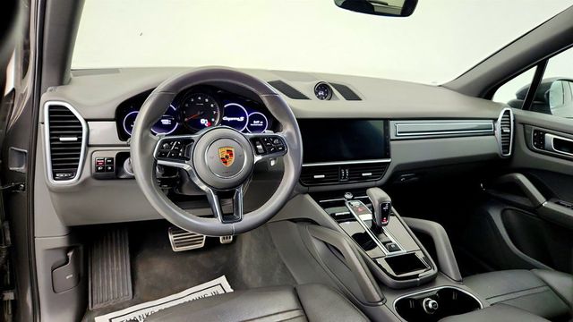 2019 Porsche Cayenne S AWD w/ Premium Plus Pkg, Air Suspension & PDCC - 23045082 - 12