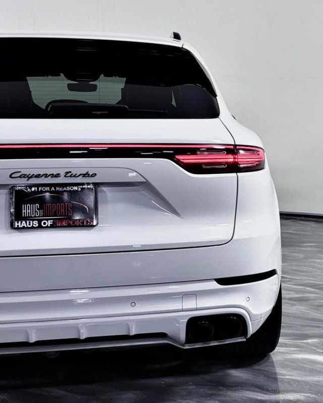 2019 Porsche Cayenne Turbo - 23028424 - 13