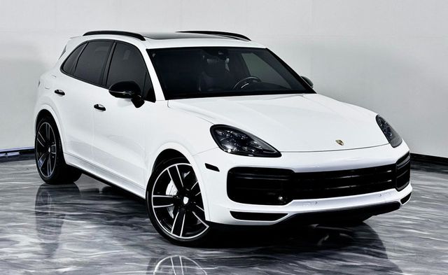 2019 Porsche Cayenne Turbo - 23028424 - 2