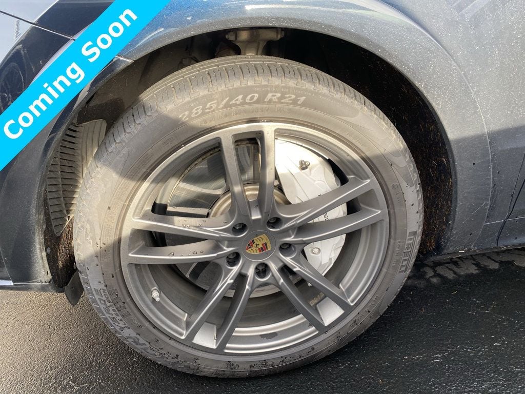 2019 Porsche Cayenne Turbo - 22718964 - 12