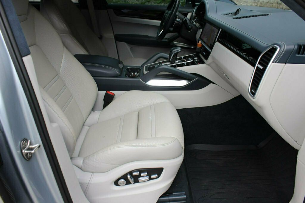 2019 Porsche Cayenne Turbo - 23016227 - 22