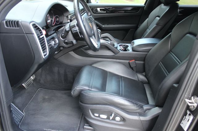 2019 Porsche Cayenne Very LOW Miles Loaded Very Clean AWD Fast 615-300-6004 - 23016582 - 10