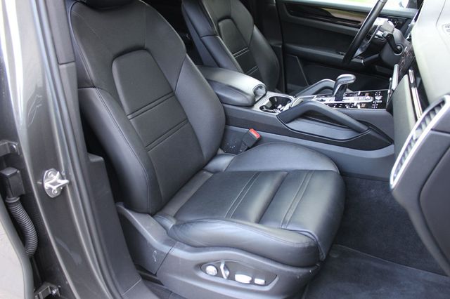 2019 Porsche Cayenne Very LOW Miles Loaded Very Clean AWD Fast 615-300-6004 - 23016582 - 22