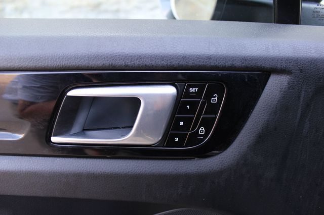 2019 Porsche Cayenne Very LOW Miles Loaded Very Clean AWD Fast 615-300-6004 - 23016582 - 25