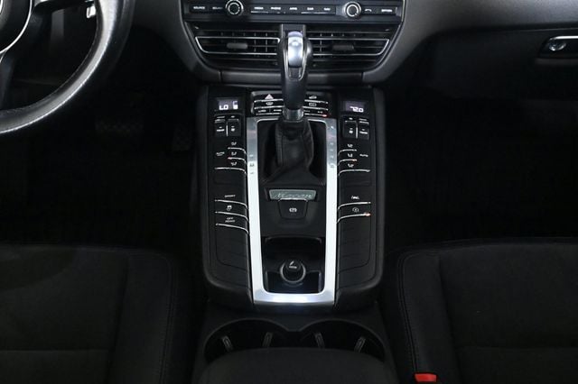 2019 Porsche Macan AWD - 22986990 - 15