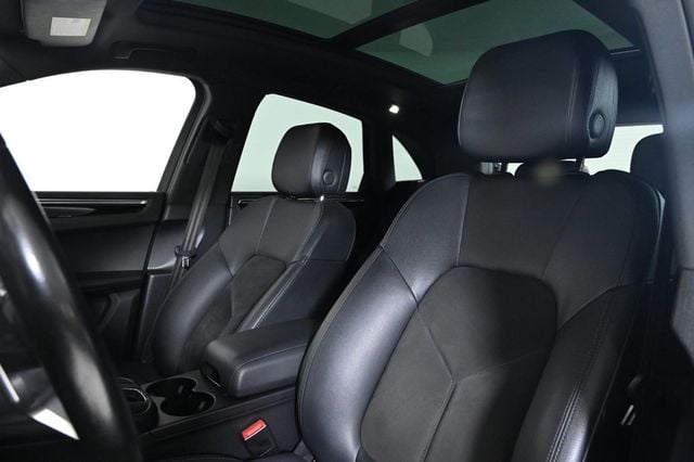 2019 Porsche Macan AWD - 22986990 - 4