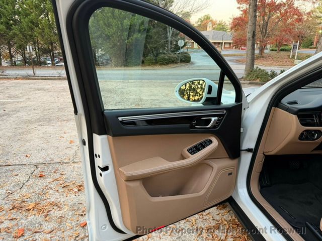 2019 Porsche Macan AWD - 22944257 - 9