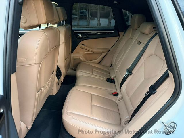 2019 Porsche Macan AWD - 22944257 - 12