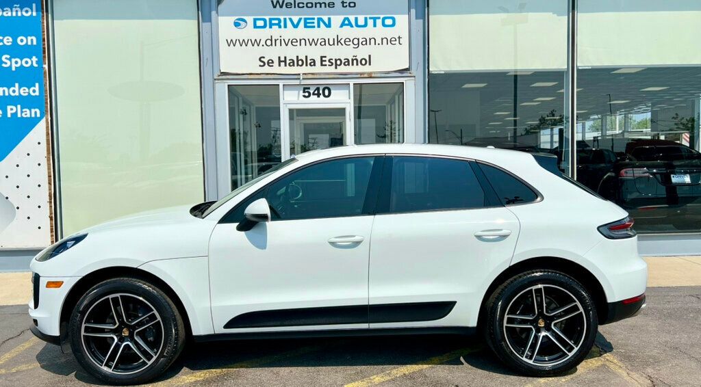 2019 Porsche Macan photo 2