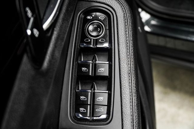 2019 Porsche Macan AWD - 22955940 - 34