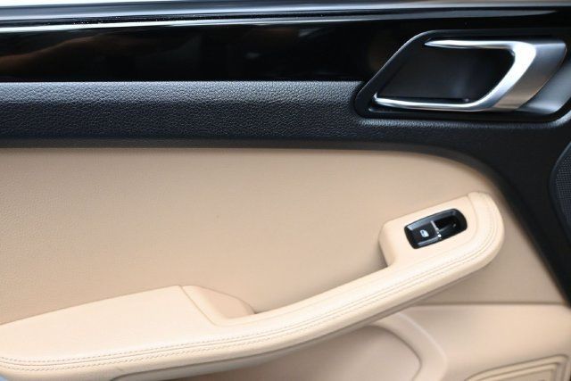 2019 Porsche Macan AWD - 23080756 - 9