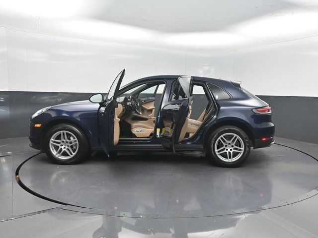 2019 Porsche Macan AWD - 23063124 - 30