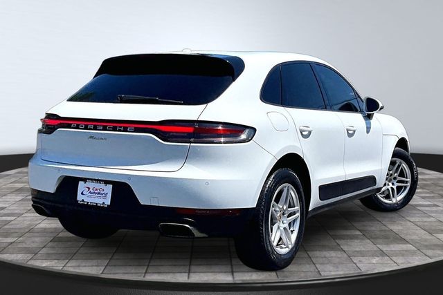 2019 Porsche Macan -'s photo