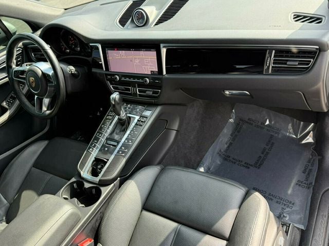 2019 Porsche Macan AWD - 23011916 - 9