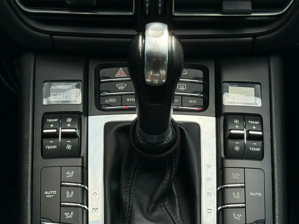 2019 Porsche Macan AWD - 23011916 - 24