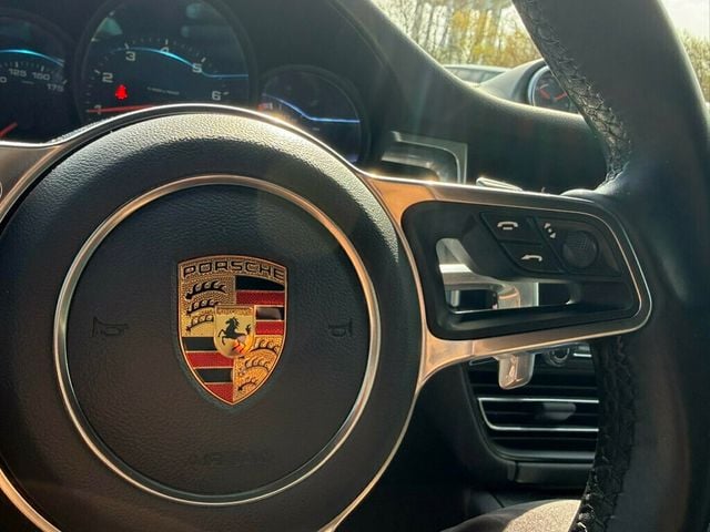 2019 Porsche Macan AWD - 23011916 - 35