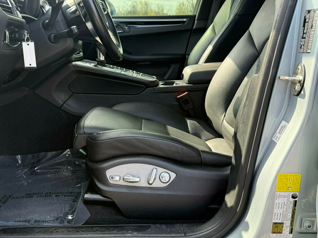 2019 Porsche Macan AWD - 23011916 - 37
