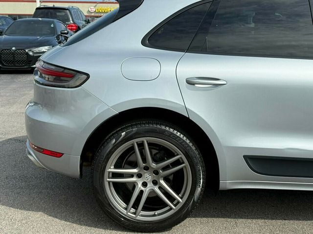 2019 Porsche Macan AWD - 23011916 - 44