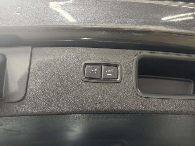 2019 Porsche Macan S AWD - 22989120 - 21