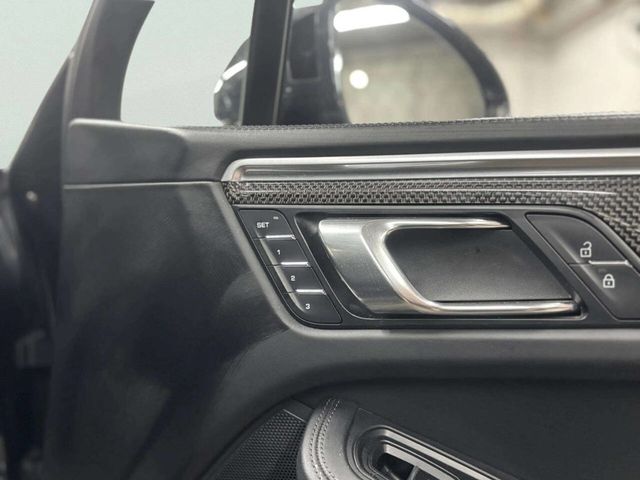 2019 Porsche Macan S AWD - 22989120 - 25