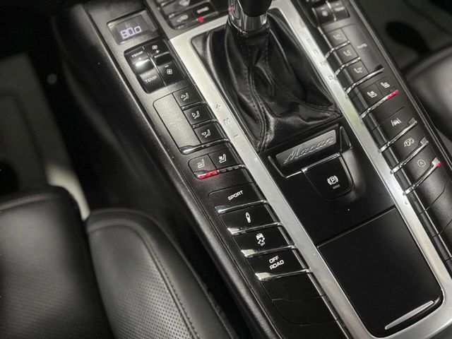 2019 Porsche Macan S AWD - 22989120 - 35