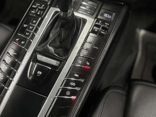 2019 Porsche Macan S AWD - 22989120 - 36