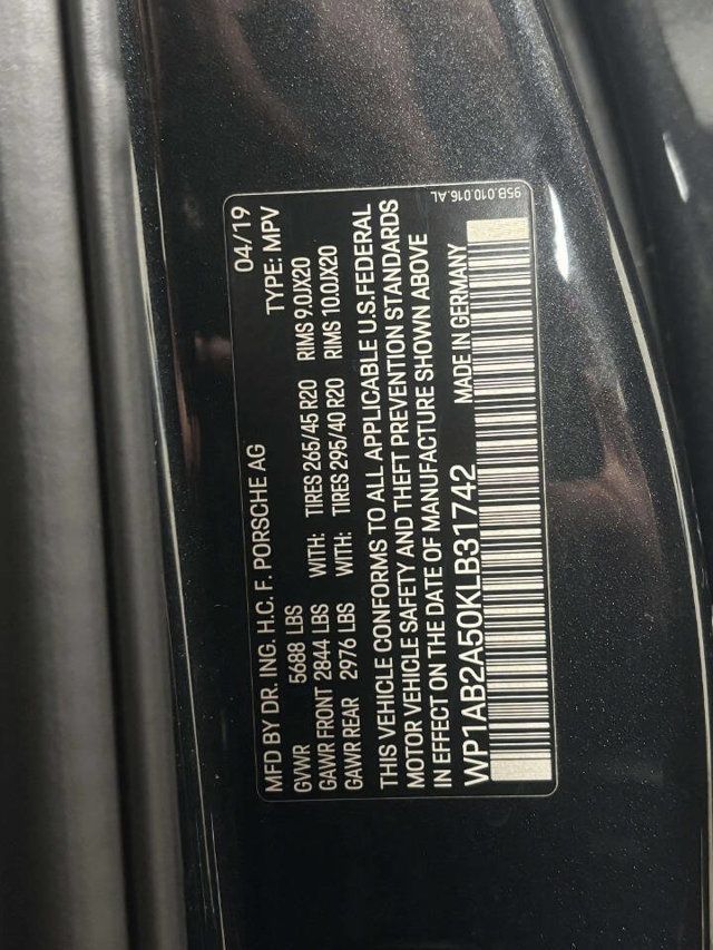 2019 Porsche Macan S AWD - 22989120 - 50