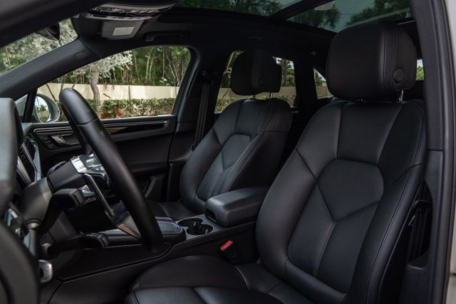 2019 Porsche Macan S AWD - 23017962 - 12