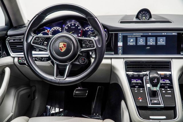 2019 Porsche Panamera 4 E-Hybrid AWD - 22939440 - 19
