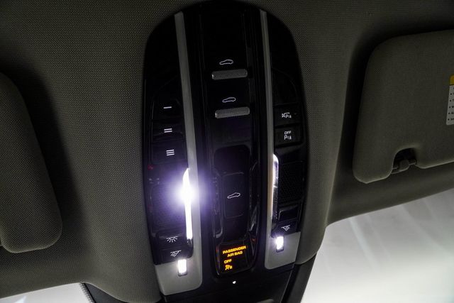 2019 Porsche Panamera 4 E-Hybrid AWD - 22939440 - 37