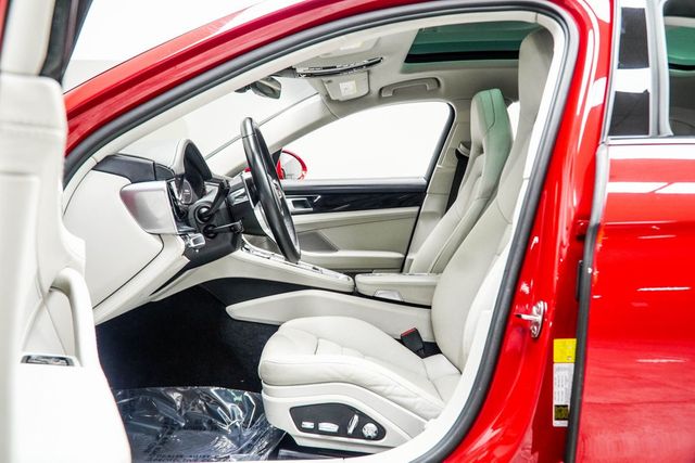 2019 Porsche Panamera 4 E-Hybrid AWD - 22939440 - 42