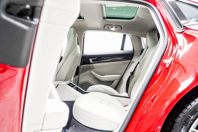 2019 Porsche Panamera 4 E-Hybrid AWD - 22939440 - 43