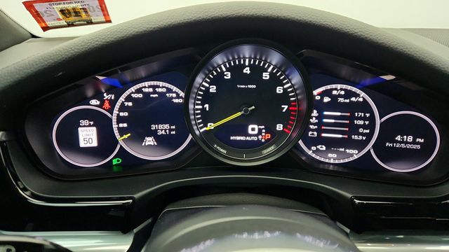 2019 Porsche Panamera 4 E-Hybrid AWD w/ Premium Package Plus, 20'' Wheels & 4-Zone CC - 22955786 - 14