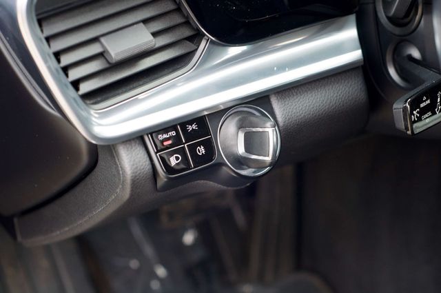 2019 Porsche Panamera MSRP$110790/PremiumPkgPlus/Heated&CooledSeats/SoftCloseDoors - 22976154 - 22