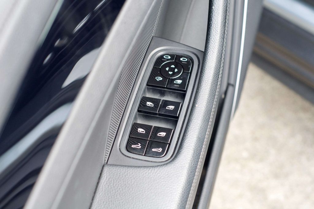 2019 Porsche Panamera MSRP$110790/PremiumPkgPlus/Heated&CooledSeats/SoftCloseDoors - 22976154 - 28