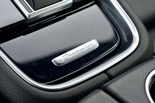 2019 Porsche Panamera MSRP$110790/PremiumPkgPlus/Heated&CooledSeats/SoftCloseDoors - 22976154 - 30