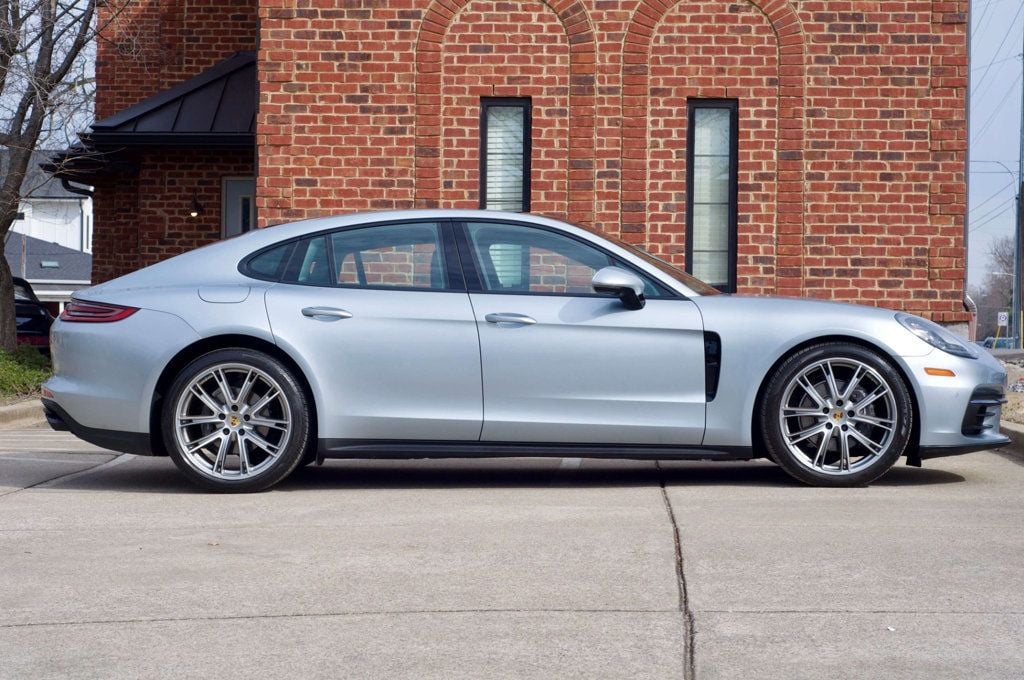 2019 Porsche Panamera MSRP$110790/PremiumPkgPlus/Heated&CooledSeats/SoftCloseDoors - 22976154 - 3