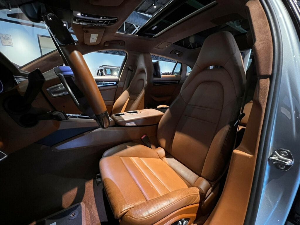 2019 Porsche Panamera Turbo/S/E-HybridExecutive/$240950MSRP!!!/PremiumPkgPlus/HUD - 22993646 - 17