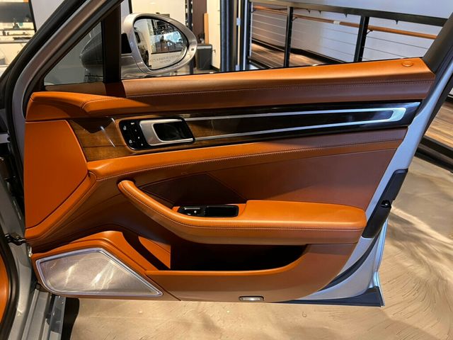 2019 Porsche Panamera Turbo/S/E-HybridExecutive/$240950MSRP!!!/PremiumPkgPlus/HUD - 22993646 - 34