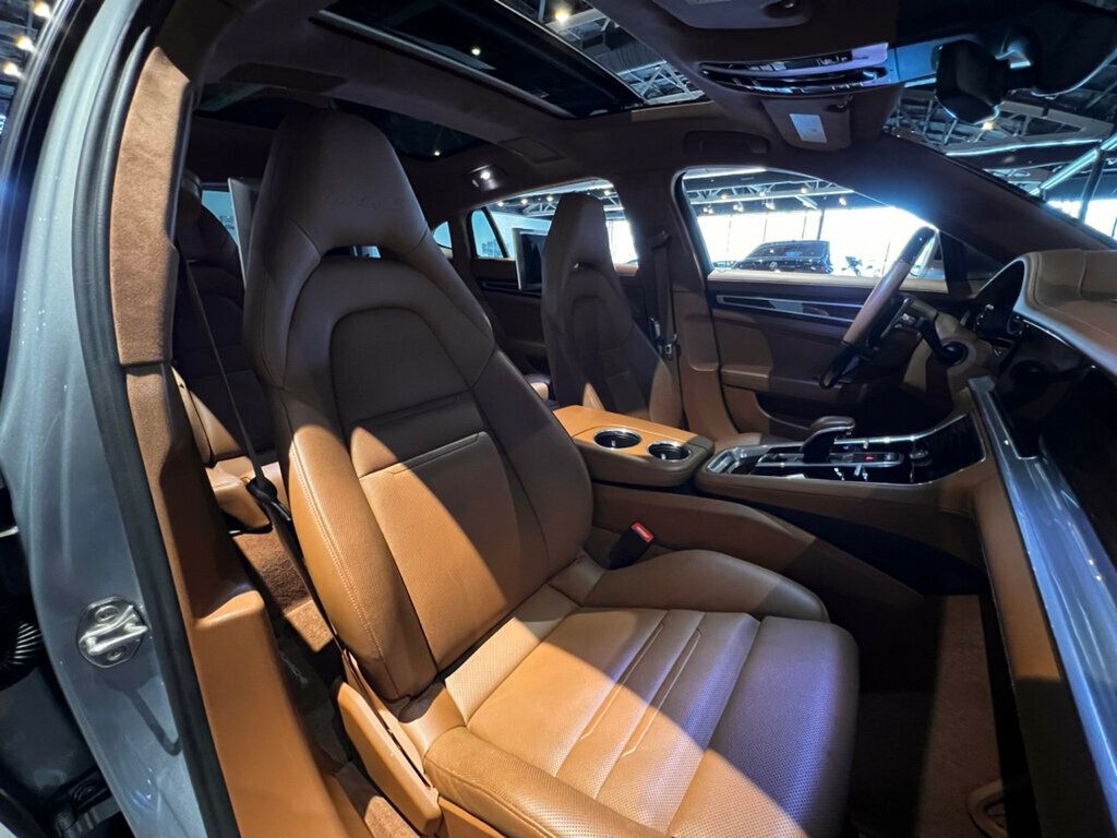 2019 Porsche Panamera Turbo/S/E-HybridExecutive/$240950MSRP!!!/PremiumPkgPlus/HUD - 22993646 - 36